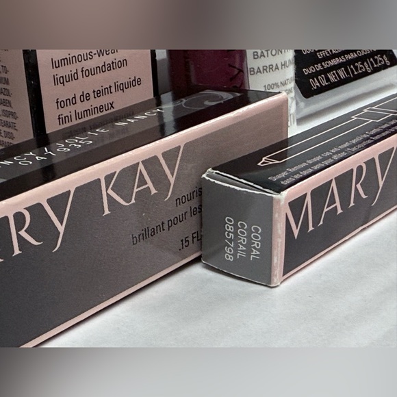 Mary Kay Everything Set - Picture 3 of 10
